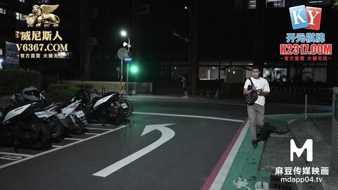 MPG-033人妻出轨通话中挨操-梁芸菲