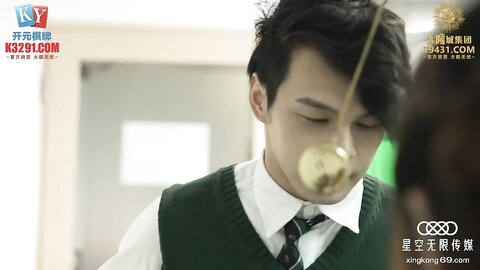 星空传媒XKG085美女班长的假催眠真操逼