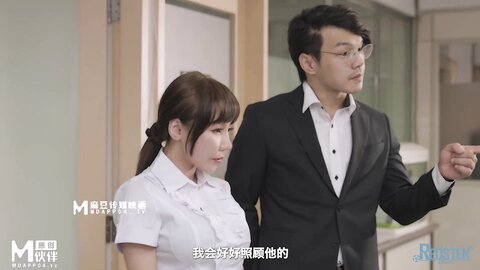 红斯灯影像RS-018引诱我的骚逼巨乳同事