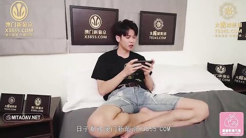 蜜桃传媒PME-003忍不住对我最爱的小姐姐下药