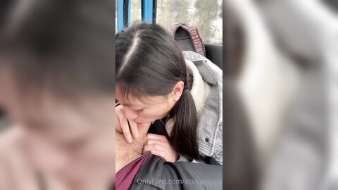 20210129-2019545139-Happy