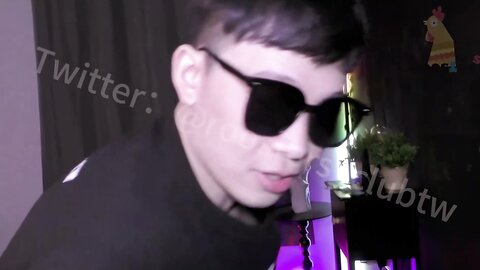 ⚫️【2025年新品】，国产顶级淫啪组织【公鸡俱乐部】付费长视频，天使红虾 艾悠专场，教师充电，屁股翘就是好干2