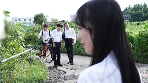 START-243 [Uncensored] A Mischievous Beautiful Girl Who Exposes And Seduces You On Campus And Plays With Your Body And...