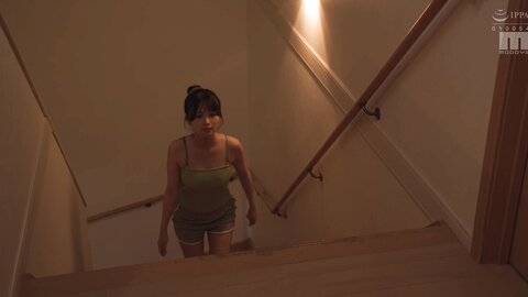 MIDA-090 [4K] Seeing His Girlfriends At A Sleepover, The Sex Monster Brother Gets A Full Erection Again Today.....