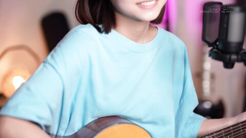 SDAM-136 [4K] Toki (20), A Burnt-out Virgin Who Couldn't Get Rid Of Her One-sided Love, Debuts As A Virgin Toki...