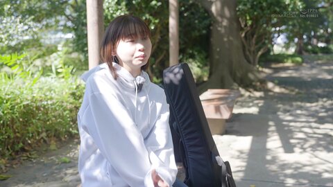 SDAM-136 [4K] Toki (20), A Burnt-out Virgin Who Couldn't Get Rid Of Her One-sided Love, Debuts As A Virgin Toki...