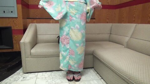 934375 処女喪失から約１年…色白清楚Ｓ級美少女19歳が艶かしい浴衣姿での生ハメで発情生中出し懇願♥処女膜が残るピンクの膣口から本気汁を垂らしてチンポと精液をおねだり