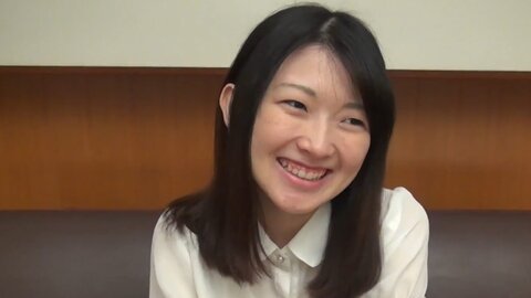 972018 処女喪失から約１年…色白清楚Ｓ級美少女19歳がついにパイパン無毛オマンコに…♥処女膜が残るピンクの膣口にクスコ挿入して膣内観察♥肉棒生挿入の痛みに堪えながら