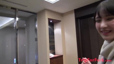 2629651 孕ませ契約！18才超美少女がお金につられて孕ませ合意で2連続生中出し！