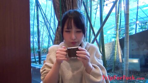 2629651 孕ませ契約！18才超美少女がお金につられて孕ませ合意で2連続生中出し！