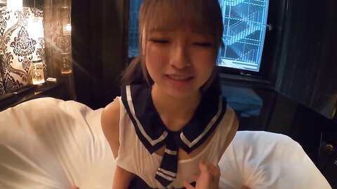 3820654 【奇跡の１８歳！天才カワイイの具現化小女あゆちゃん】ちょっぴり背伸びをしたけど、中身は１８歳そのものでした