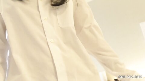 4018306 ひなたちゃん復活、可愛いのその先へ！驚愕の大量潮吹きまで！