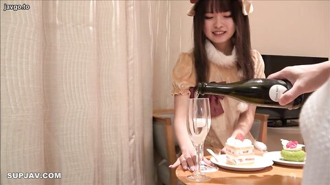 4291605  あゆちゃんクリスマススペシャル！天才的に可愛いトナカイさんと究極のエッチ！あゆちゃん未公開最新作！