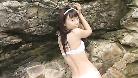 DNN-05渋谷書店 濃厚・濃縮 美少女映像集 第5章 山下ゆりな Yurina Yamashita