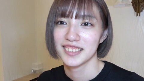 3958792・【無】 髪を切ってイメチェンしたあの芸能人並みのルックスの子（ゴ〇キ似）に再会！今回は交渉の末中出し解禁となりました！ベッドの上でごっくん、お風呂で生ハメ