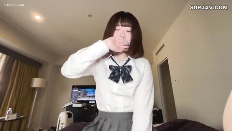 FC2-PPV-2872420 18歳あやちゃん、中出しを拒み嫌がる天使のミニロリピンクおまんこに48歳キモオジおちんぽミルクを無理矢理ぶちまけるの巻。受精不可避の量。