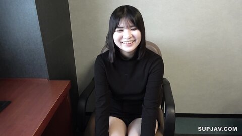 4660423 50%OFF![完全未処理]****zynxzjo* 真面目で明るい元せーと会長のパンティ脱がしたら期待値超える超剛毛‼️「恥ずかしいから見ないでー」イチャラブ中出しSEX濃厚ミルクがどろり♥
