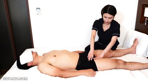 FC2PPV-4502129・初撮り お触りNGの出張巨乳マッサージ師に勃起チンポを見せつけ、無.理.矢.理にチンコをぶち込みバッコバコに犯しちゃった！