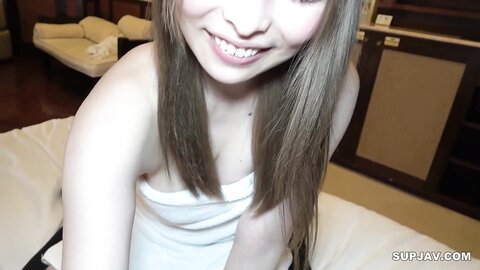 4513191・【無】 第二弾！初ゴックン！高身長169cmのＧカップ巨乳白ギャル続編！ゴックン口内胸射と生ハメで三連発！ギャル系の見た目なのにめちゃ優しい