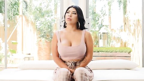 Tokyo Aka Lynn Big Ass Model Loves A Pounding