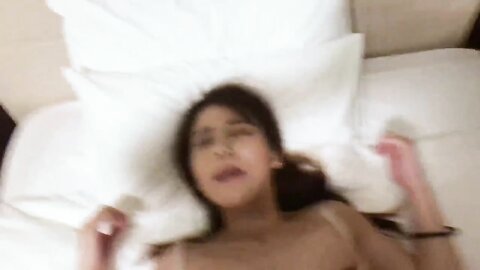 FC2-PPV-3120860 【顔晒し】【流出】【中出し】名門保●園で先生しているFカップグラマーに濃厚生ハメ種付けプレス