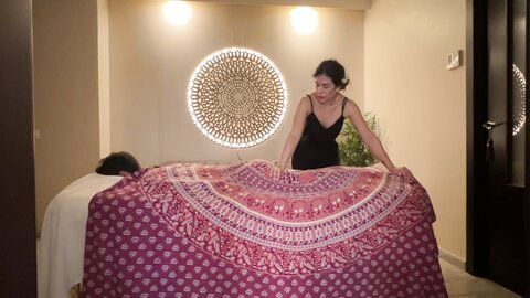 Balinese Massage With Hot Oil