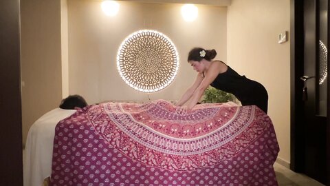 Balinese Massage With Hot Oil
