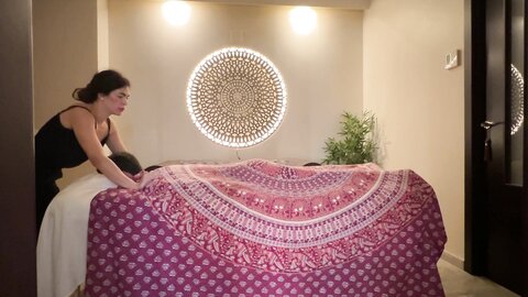 Balinese Massage With Hot Oil