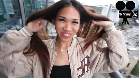I Met A 90Lbs Petite Thailand Teen And Turns Out She A Real Freak