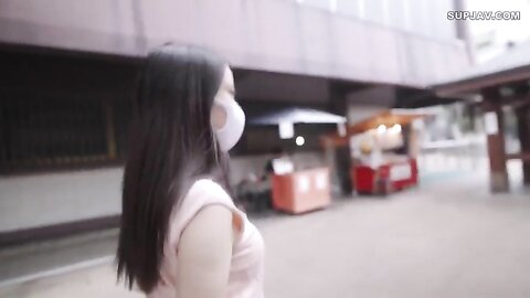 FC2PPV-3092747・シネマ画風！新卒テレオペ勤務のEcup美巨乳美女が性欲丸出しで乱れる裏の顔・・・全身から淫靡なフェロモン剥き出しで揺れる美しい美巨乳体に生中