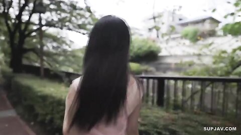 FC2PPV-3092747・シネマ画風！新卒テレオペ勤務のEcup美巨乳美女が性欲丸出しで乱れる裏の顔・・・全身から淫靡なフェロモン剥き出しで揺れる美しい美巨乳体に生中