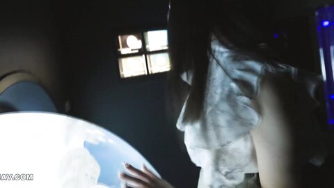 FC2PPV-3142849・【無修正】シネマ画風！セクハラ上司に耐えながら顧客対応を懸命に努める新卒テレオペ勤務のEcup美巨乳美女・・・美乳を揺らしながら絶頂を感じる