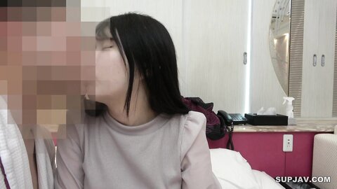 FC2PPV-3299387・綾◯はるか似　Gカップ正統派美女　名器で色っぽい表情に敢えなく大量中出し　０３３