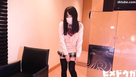 FC2-PPV-1065673 JDサヤカ18才、アニメ声の清楚美少女が潮吹きまくりイキまくり