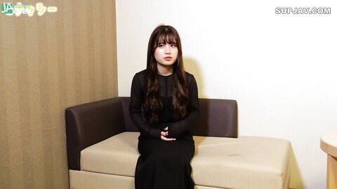 FC2PPV-3886843・【パジャマ★モナシ】 パジャマdeおじゃま♥JDのアヤノさん19歳♥初々しくてこんなにカワイイのに感じると絶叫しちゃうドエロちゃん♥必見！低