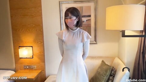 FC2-PPV-3196575 【初撮り】１年前まで処女だった経験人数１人の--JDせなちゃんに初めての中出し！！