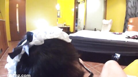 FC2PPV-1430395 臨場感溢れるGoPro映像❤️圧倒的美少女由香 第４弾 現役JDのメイドリフレ嬢に裏オプ本番生セックス