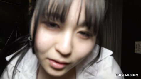 FC2PPV-3301107・♀67 J系まなかちゃん蔵出し！野外露出プレイでハラハラドキドキ、警〇にマークされながらも野外でするセックスは気持ちよかった…中出しフィニッ