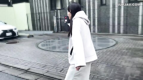 4661583 Exclusive50% off!990pts until the 22nd! ****zynxzjo* !　First time shooting* 21 year old beautiful tits musume, shame play with remote vibrator. She`s got a sensitive pussy and she`s cumming!