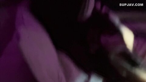4661601 Exclusive[Complete amateur wife]****zynxzjo* Femme mariée comotique à la constitution ultra-sensible. C`est une femme très sensible. Elle ne peut s`empêcher de convulser sous l`effet des pistons inten