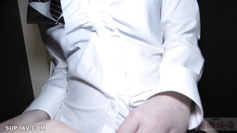 4663610 Exclusive[Amateur Wife Who Gets Nakadashi Immediately] Uncensored[Hotelier Who Came to Apologise for Complaint Response Has a Childish Face, Moist and Neat] Soft Beautiful Big Tits and Beautiful Ass E