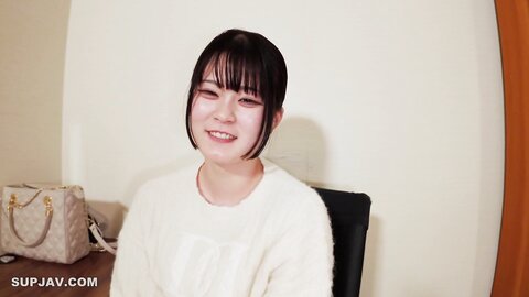 4665596 Exclusive50% off!990pts until the 2nd! ****zynxzjo* !　First time shooting* 20 years old pure big gakusay, plenty of Nakadashi on her sensitive and erogenous body that still has an innocent look.