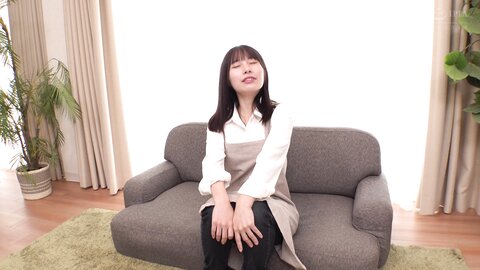 NGHJ-005 [4K] A Very Cute Nursery School Teacher Is Picked Up! Would You Give A Nursing Handjob To A Virgin Boy...