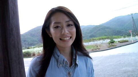 TRID-120 Momoko Tani 谷桃子 - 桃色台風～ピンクタイフゥーン～