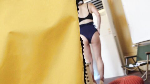 Hee Yuri (희유리) – Yoga Teaching (3)