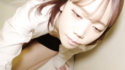 4669209 [980 pts until today!]****zynxzjo* White slender chubby recruiter in support. She rips off her pantyhose and is blamed for the electric shock. She is a very beautiful girl.