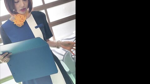 STSK-169 [4K] Luxury Car Dealer, Beautiful Dealer, Raw Pantyhose Hunting, Sleeping In The Trunk Of A Test Car 2
