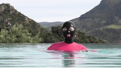 Asianrubberdoll In Paradise