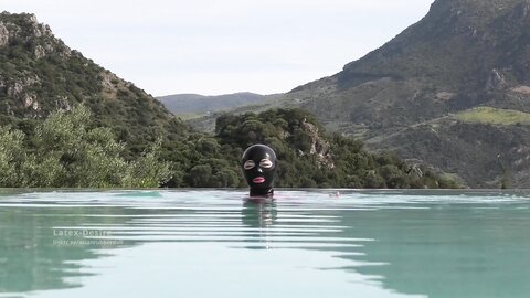Asianrubberdoll In Paradise
