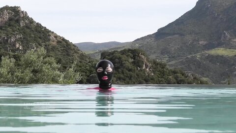 Asianrubberdoll In Paradise
